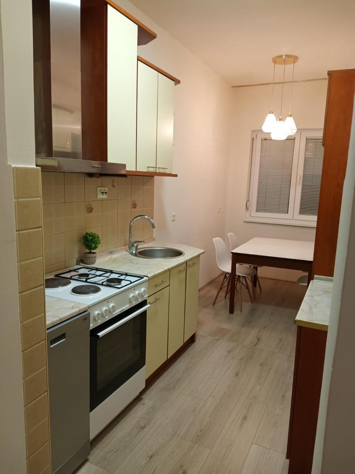 Premium Square Apartment Skopje Bagian luar foto