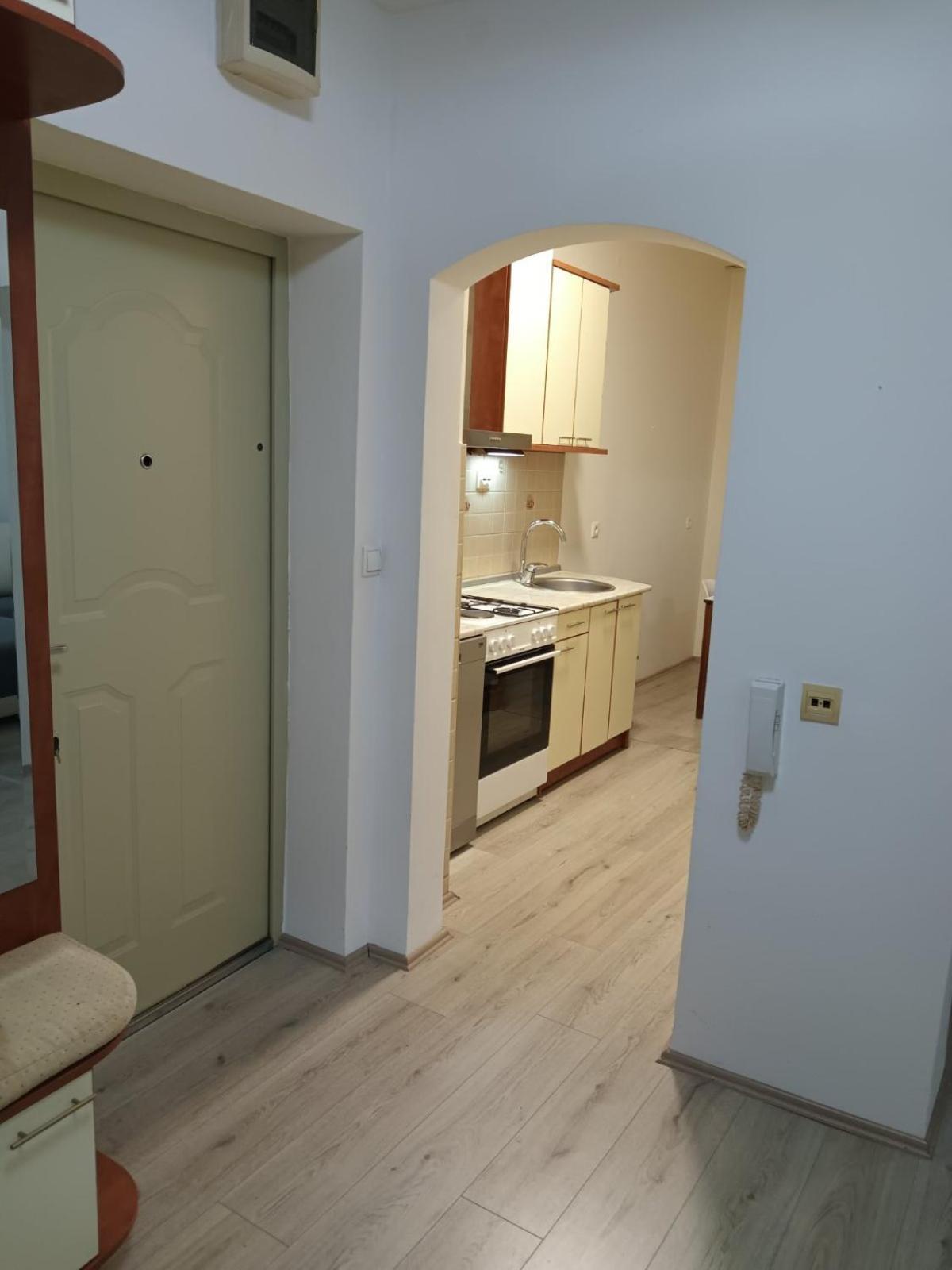 Premium Square Apartment Skopje Bagian luar foto