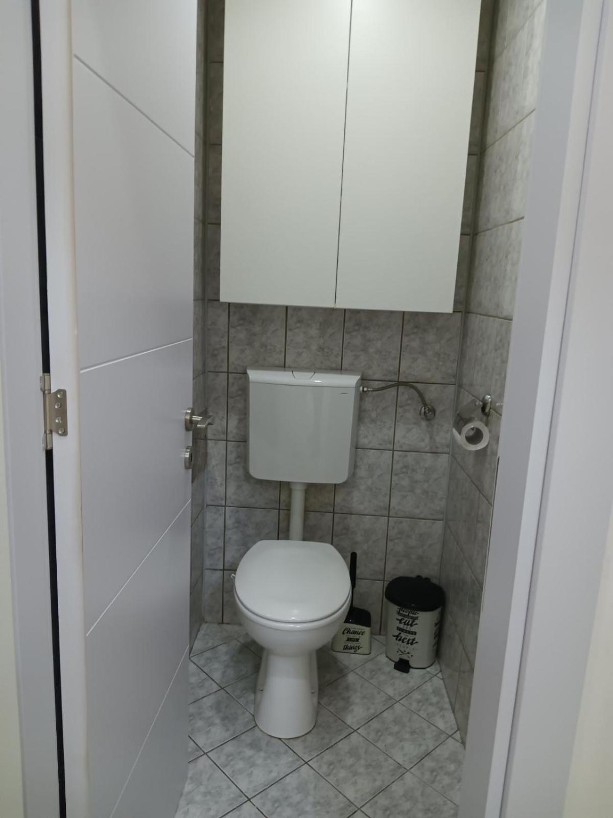 Premium Square Apartment Skopje Bagian luar foto